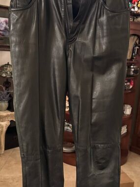Black Leather Women’s Real Leather Pants Size 12 by Wilson’s Leather - Vintage